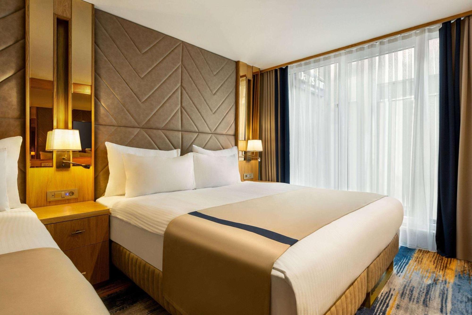 Days Inn By Wyndham Istanbul Bomonti Zewnętrze zdjęcie