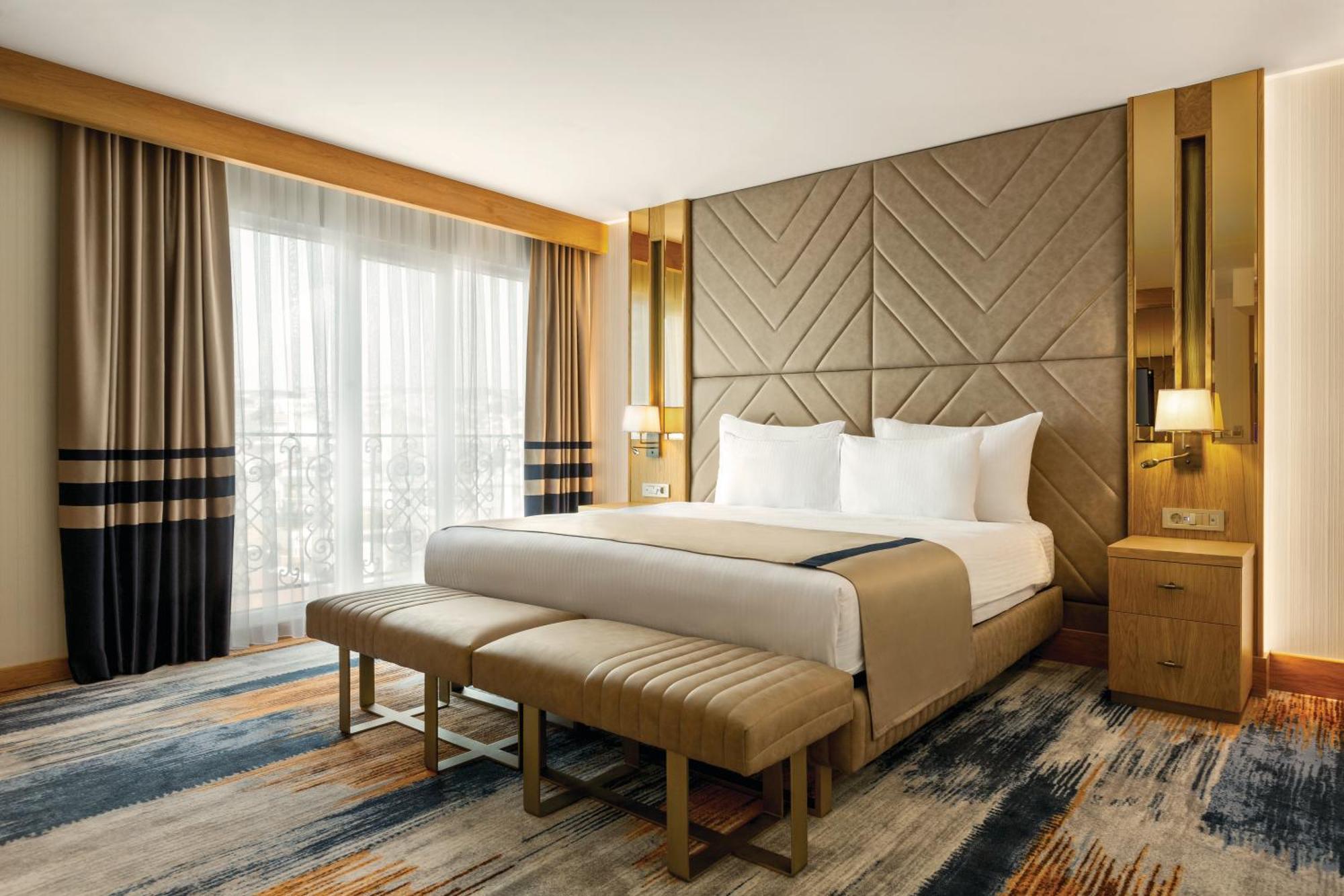 Days Inn By Wyndham Istanbul Bomonti Zewnętrze zdjęcie