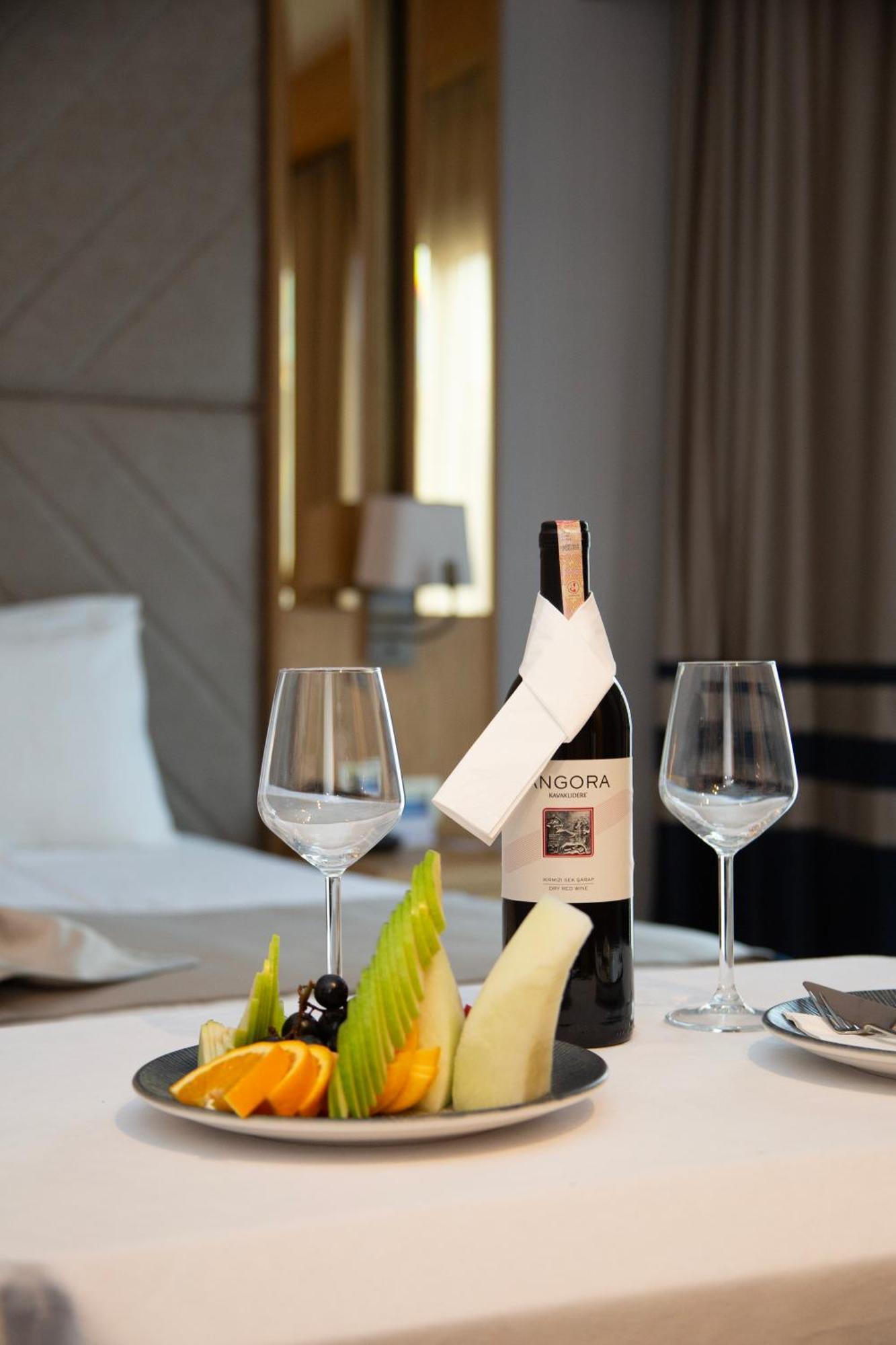 Days Inn By Wyndham Istanbul Bomonti Zewnętrze zdjęcie