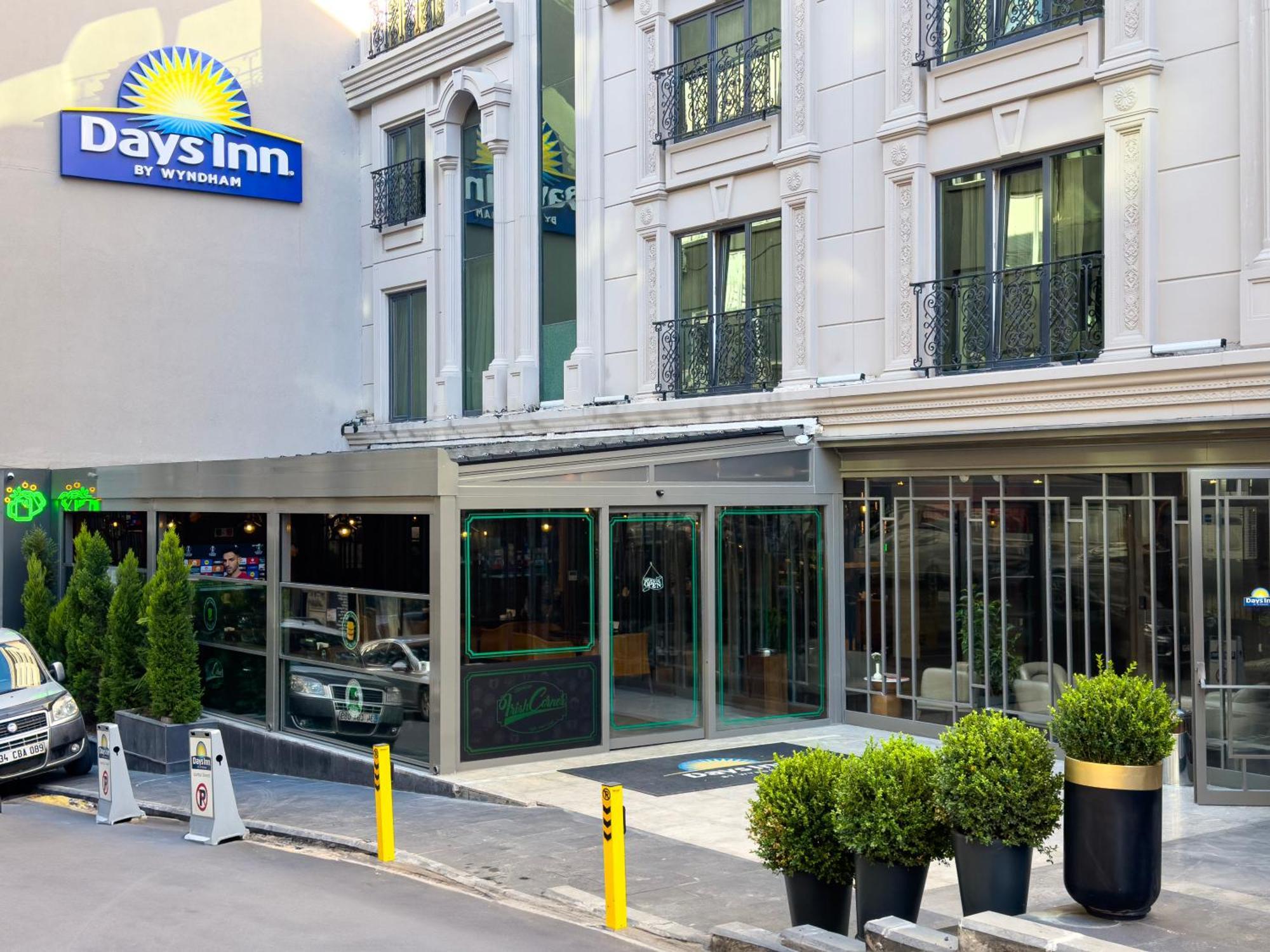 Days Inn By Wyndham Istanbul Bomonti Zewnętrze zdjęcie